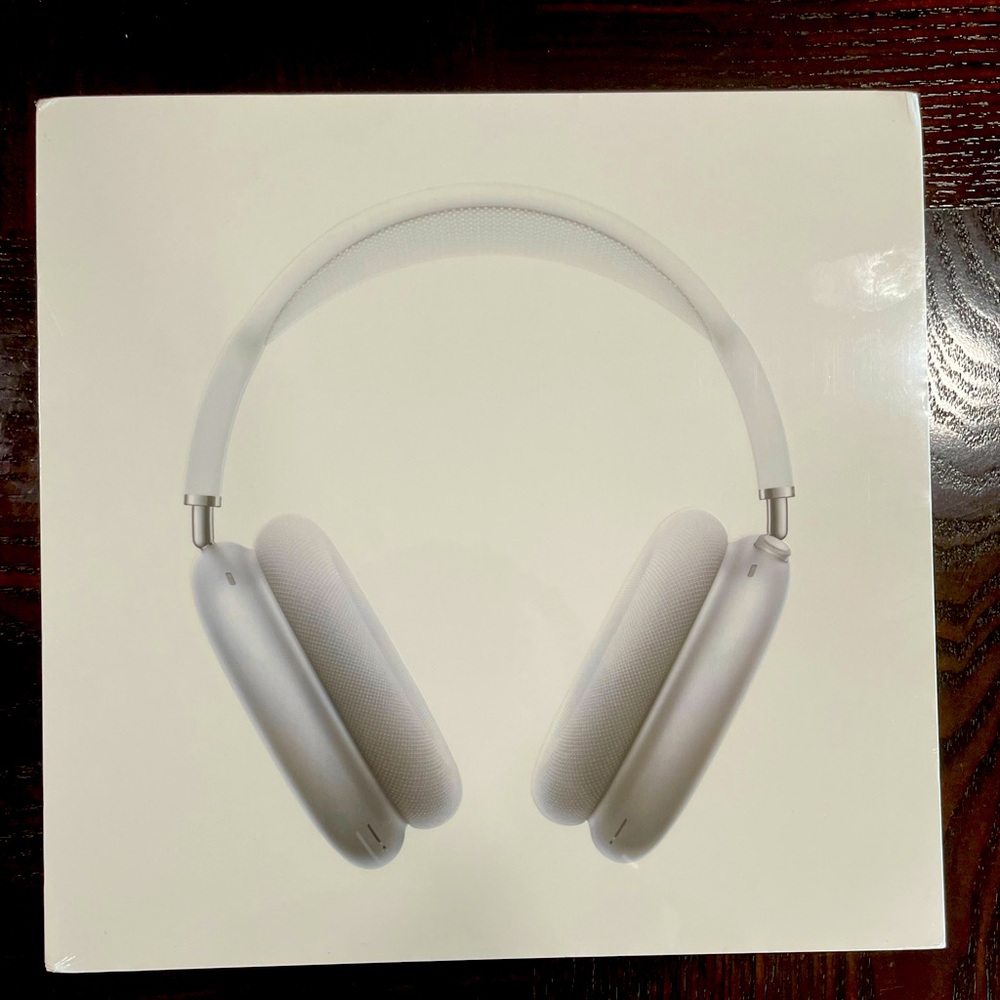 Apple AirPods Silver Sealed Brand New